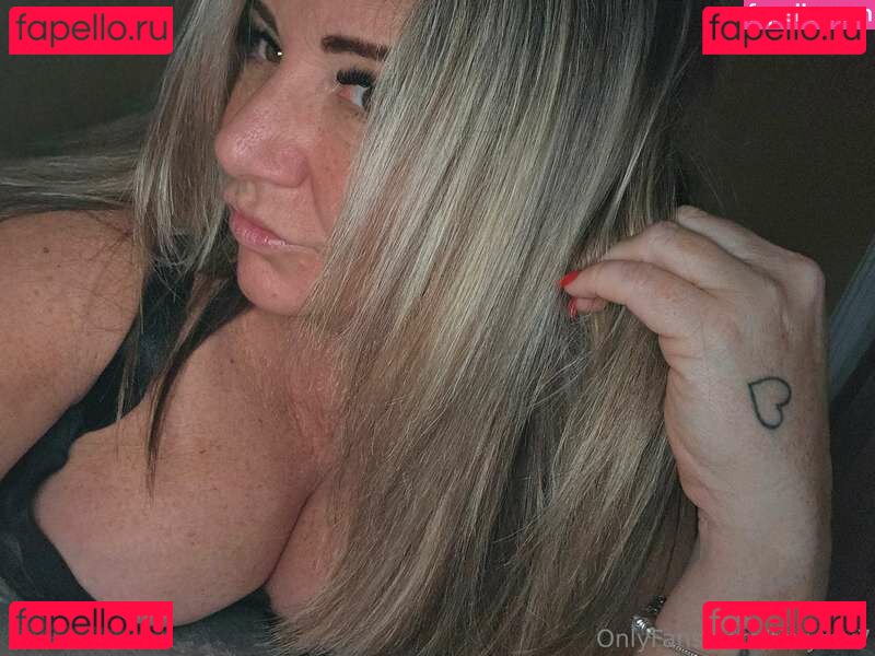 FoxyRox7 / foxyroxy7 Onlyfans Photo Gallery 