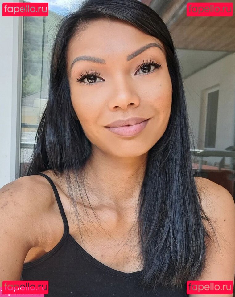 Semantha / SemanthaBlue Onlyfans Photo Gallery 