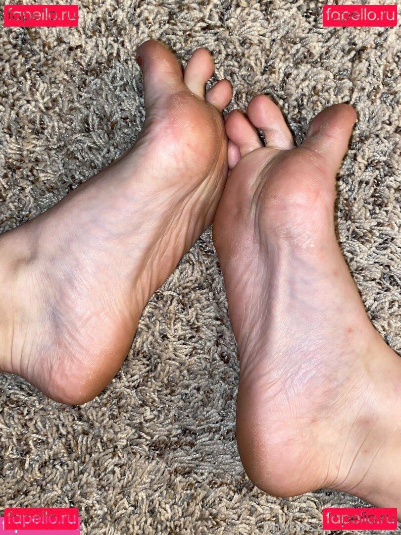 fatjesus562 / footivities Onlyfans Photo Gallery 