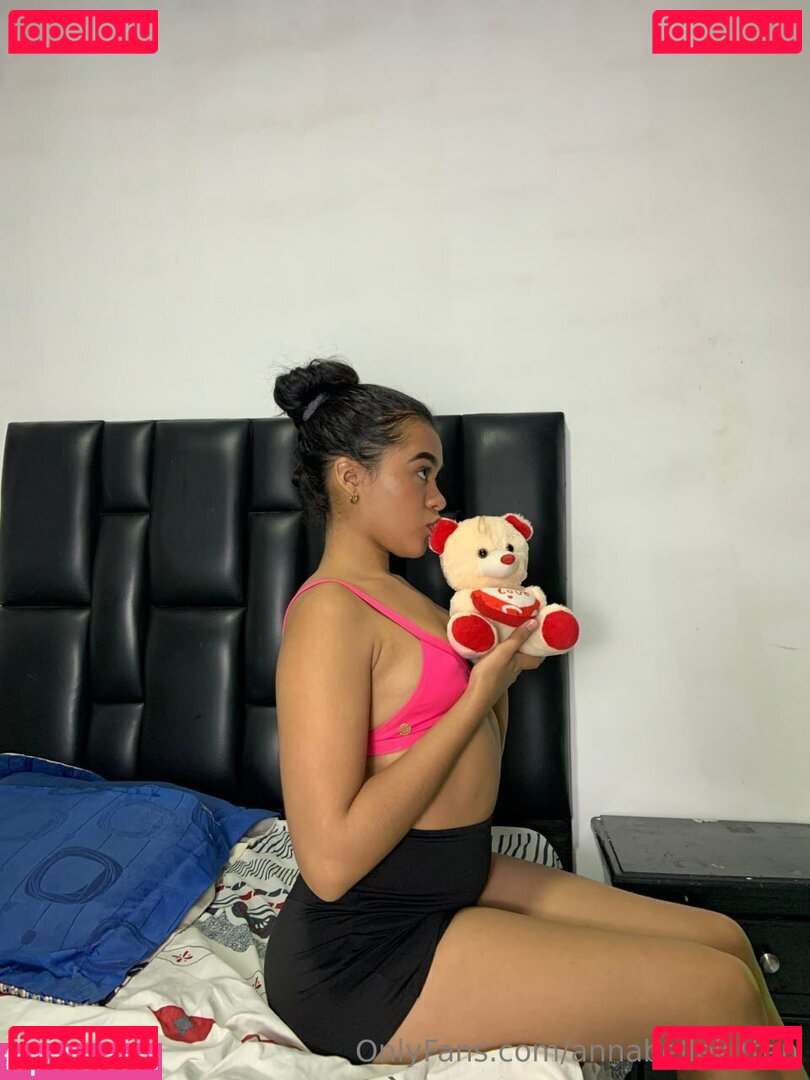 annabellekitten Onlyfans Photo Gallery 