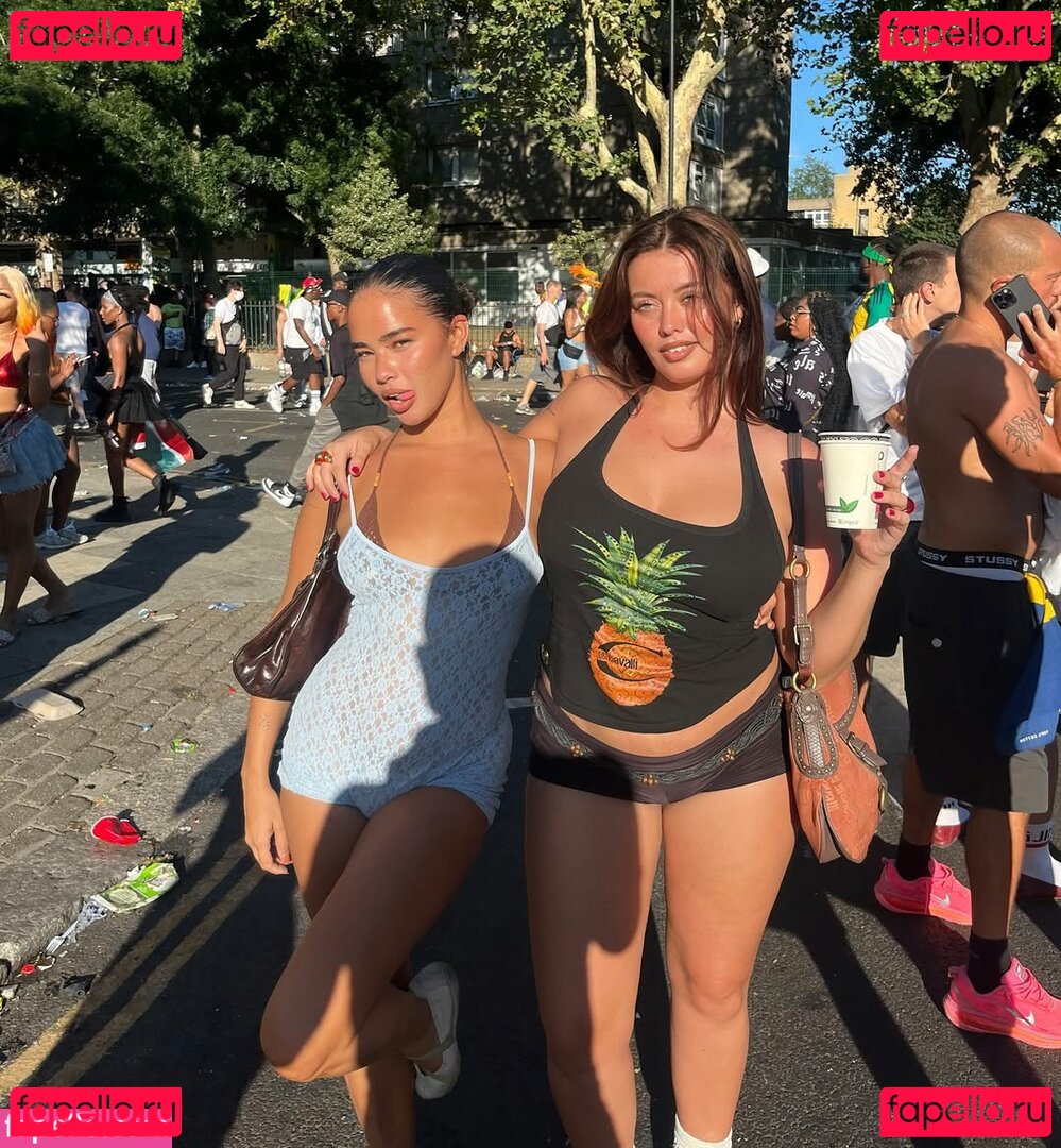 Millie Hannah / explicittbabe / milliehannahhh Onlyfans Photo Gallery 