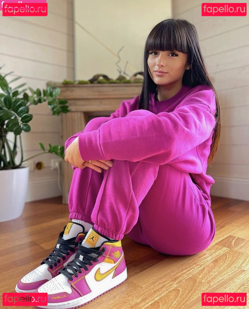 Lenna Vivas / lenna.vivas Onlyfans Photo Gallery 