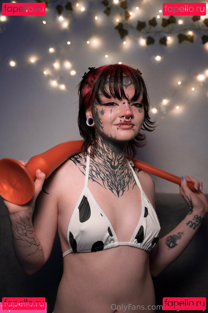 spicybbv / spicybbyv / vapidvirgo Onlyfans Photo Gallery 