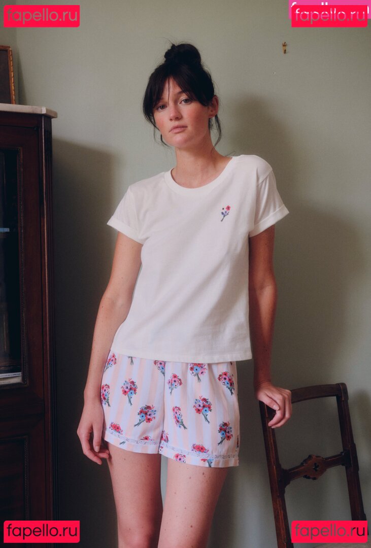 Chloe Bechini / chloebechini Onlyfans Photo Gallery 