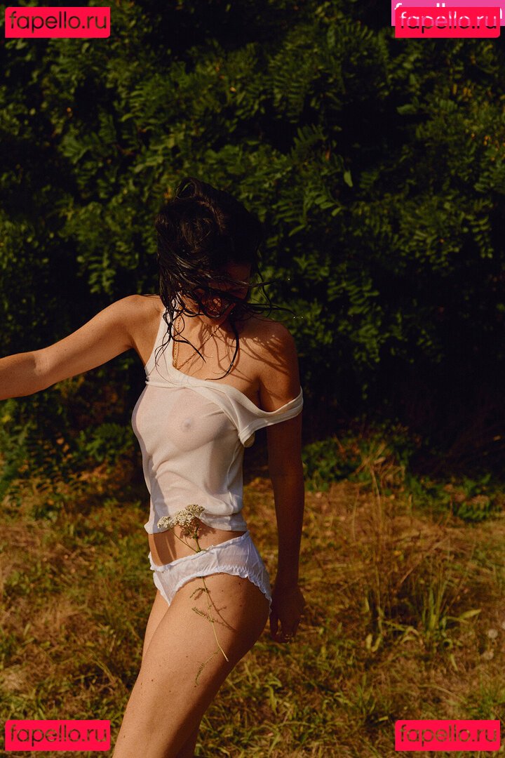 Chloe Bechini / chloebechini Onlyfans Photo Gallery 