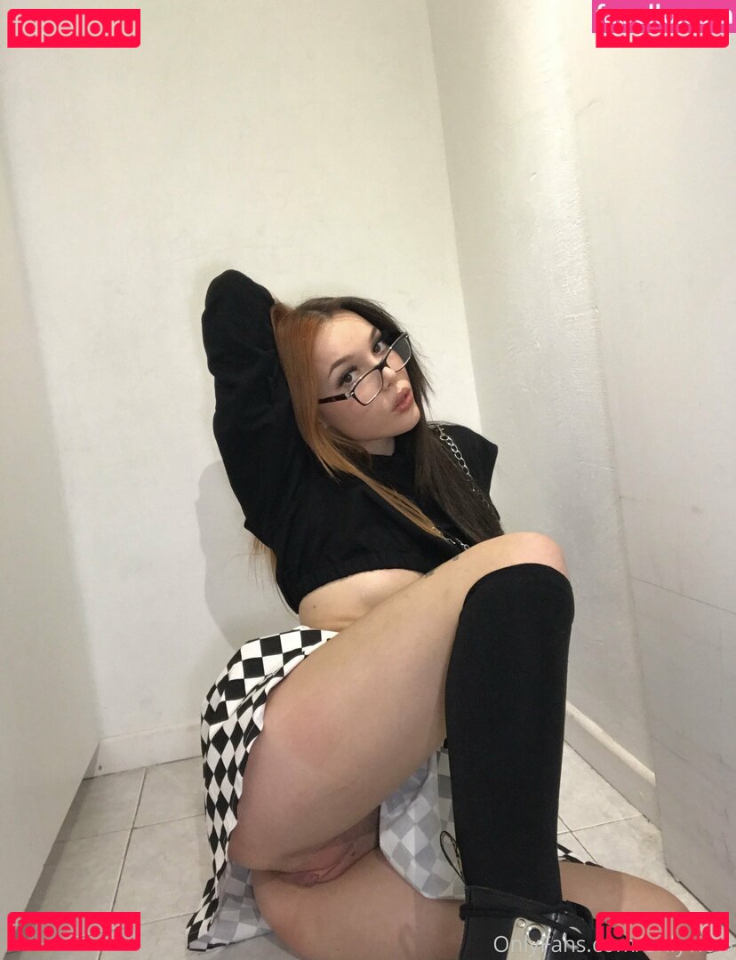 OnlyViola / Violacami Onlyfans Photo Gallery 