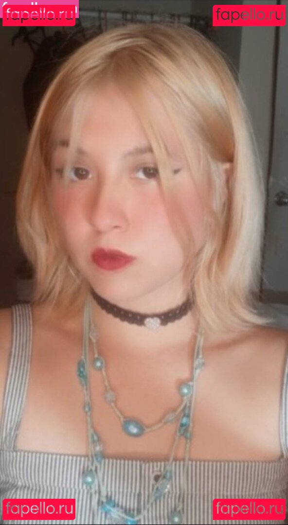 Saraconett / saracortinez Onlyfans Photo Gallery 