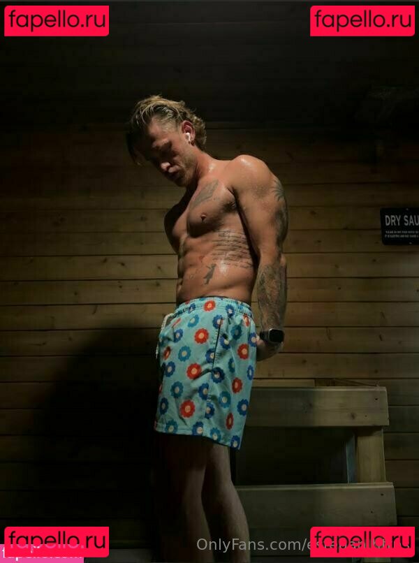 esteban.https Onlyfans Photo Gallery 