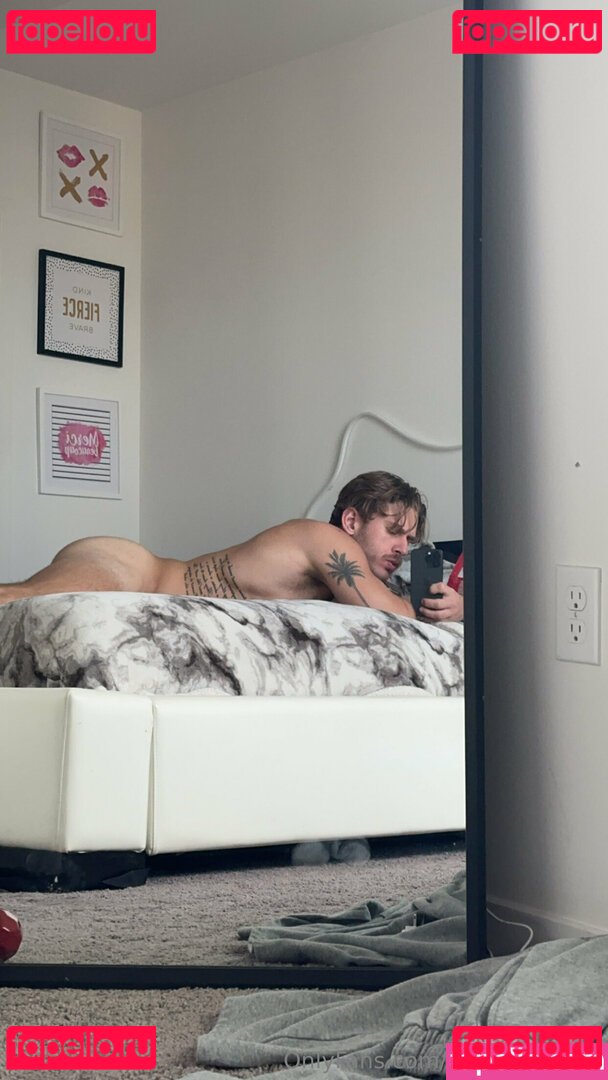 esteban.https Onlyfans Photo Gallery 