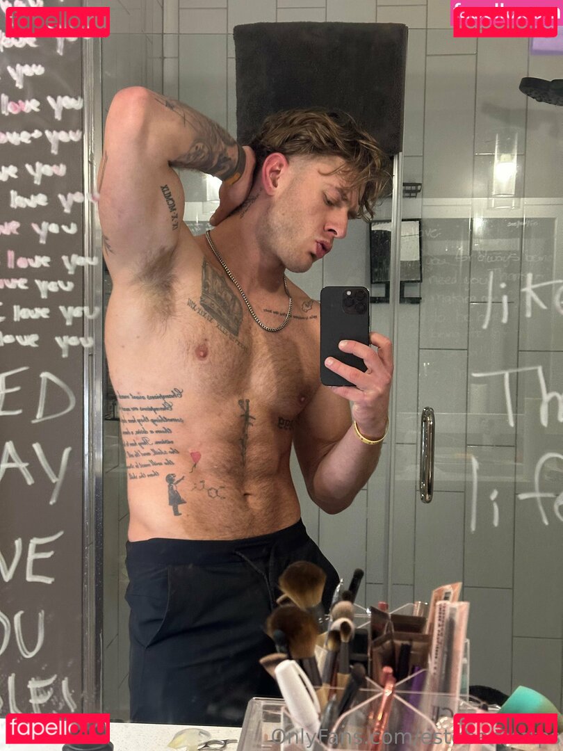 esteban.https Onlyfans Photo Gallery 