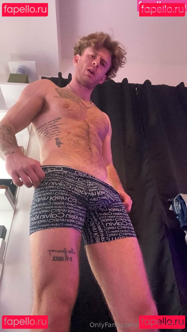 esteban.https Onlyfans Photo Gallery 