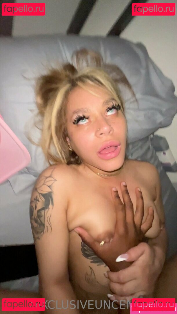 ashleysmouter / xclusiveuncensored Onlyfans Photo Gallery 