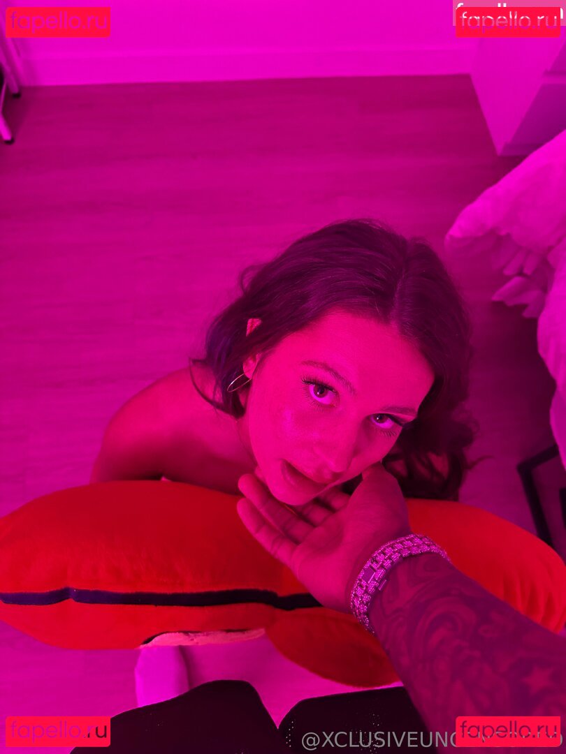 ashleysmouter / xclusiveuncensored Onlyfans Photo Gallery 