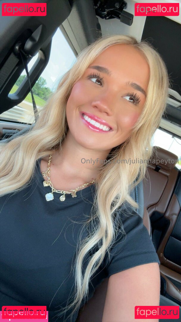 JulianaPeyton / juliannapeyton / thejuliannapeyton Onlyfans Photo Gallery 