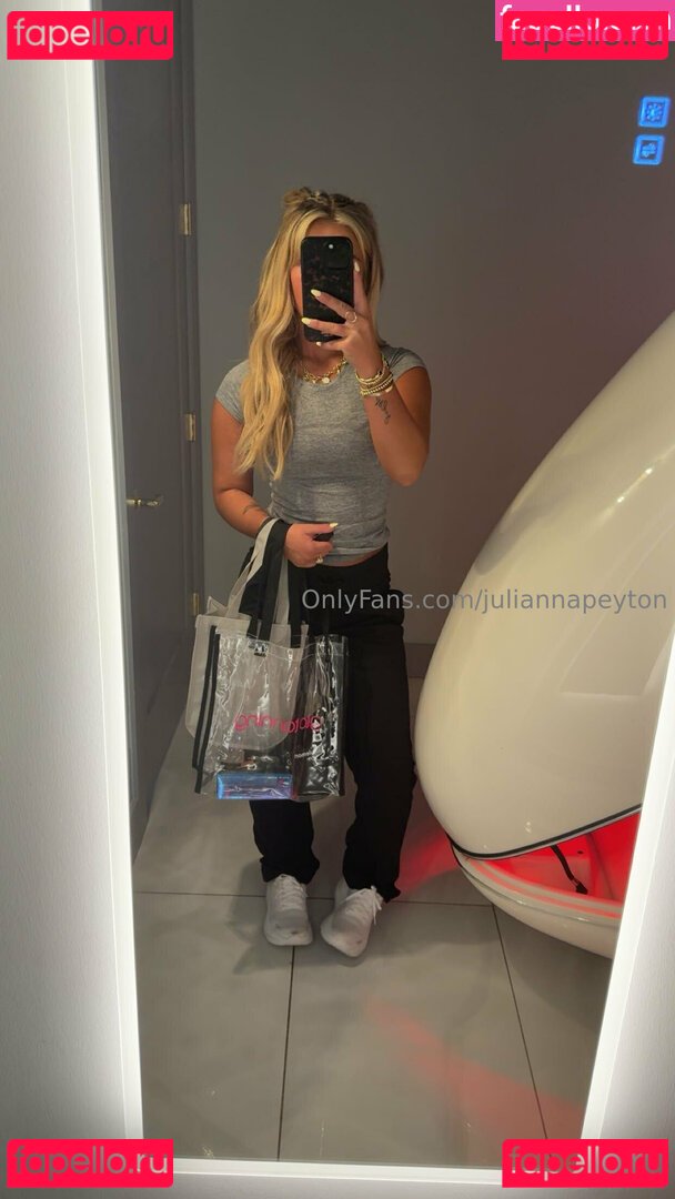 JulianaPeyton / juliannapeyton / thejuliannapeyton Onlyfans Photo Gallery 
