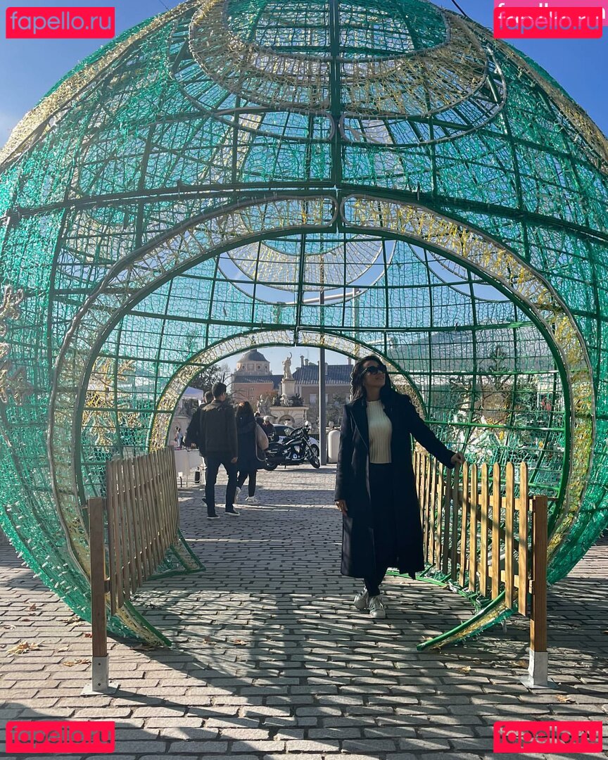 Adriana Meran / Adrianameran / https: / theadrianameran Onlyfans Photo Gallery 