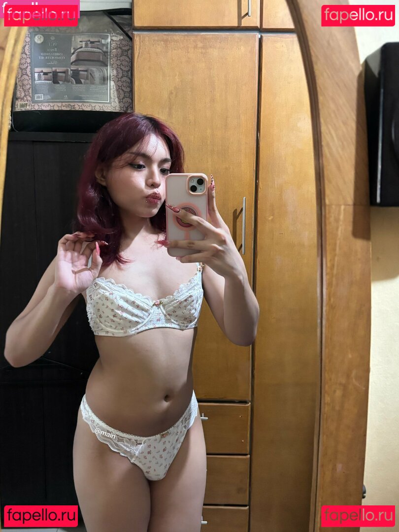 comradeshrekbarbiee / hevbwarbie / meowbaddy Onlyfans Photo Gallery 