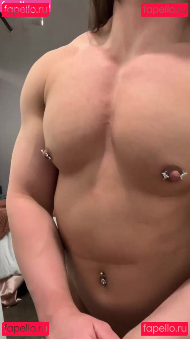 Hunter Henderson / hunterhenderson / huntermhenderson Onlyfans Photo Gallery 