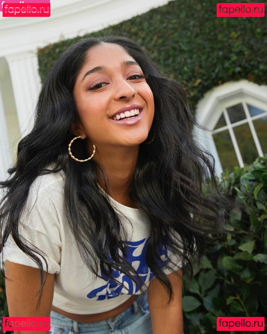 Maitreyi Ramakrishnan / maitreyiramakrishnan / ramakrishnannn Onlyfans Photo Gallery 