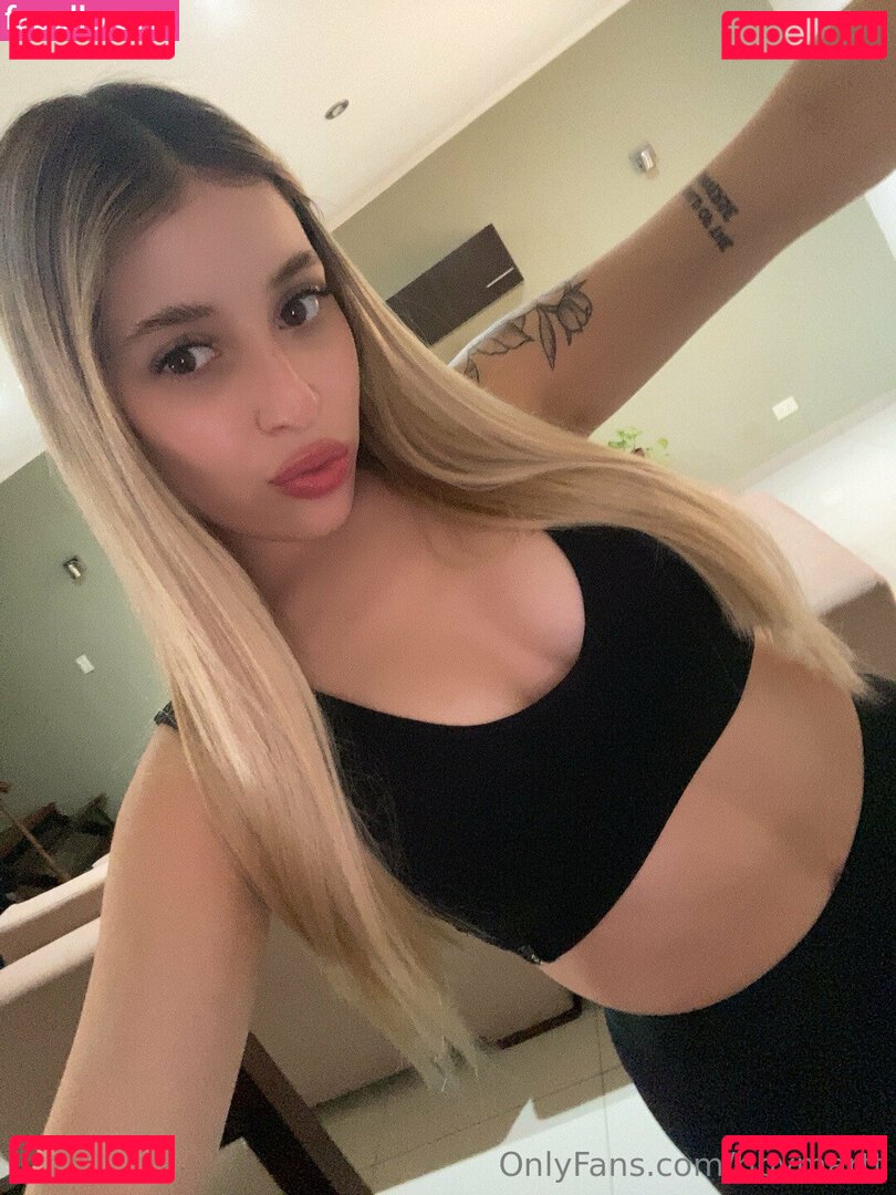 itskhloe / itskhloe.p Onlyfans Photo Gallery 