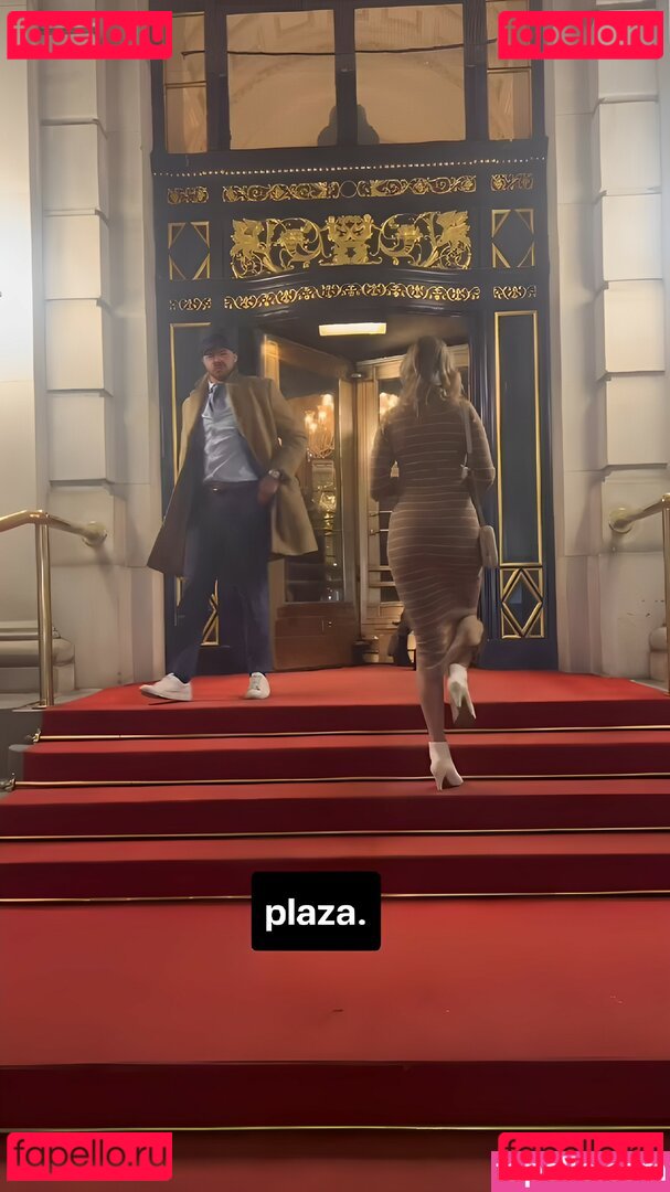 Maude Garrett / geekbomb / maudegarrett Onlyfans Photo Gallery 