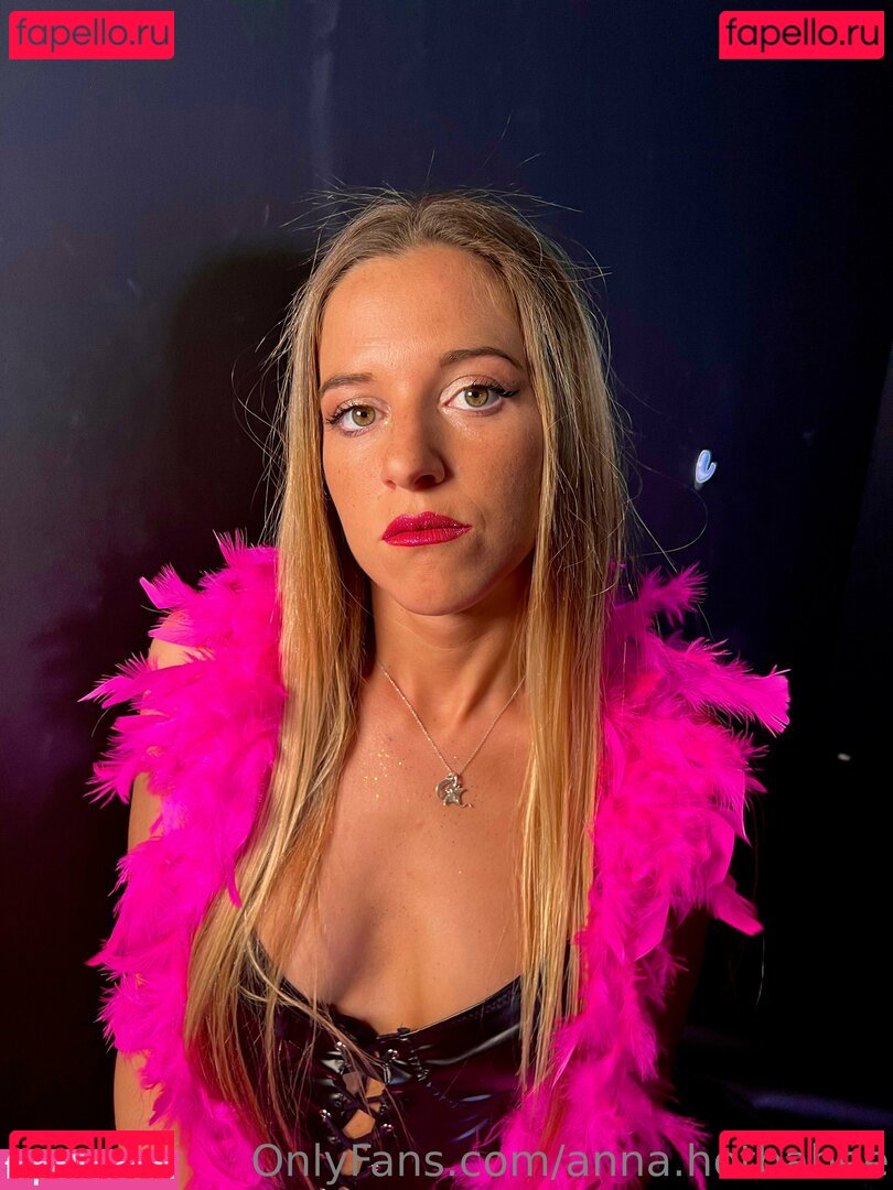 anna.hotbabe / anna.hotbabee Onlyfans Photo Gallery 