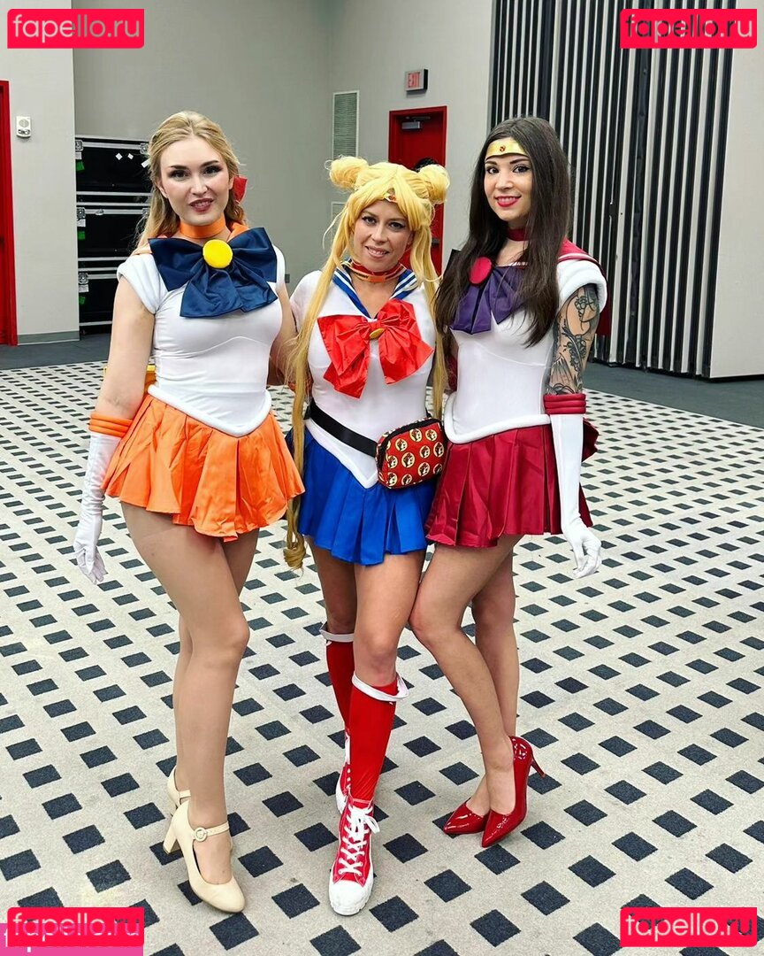 Melonie Mac / MelonieMac Onlyfans Photo Gallery 