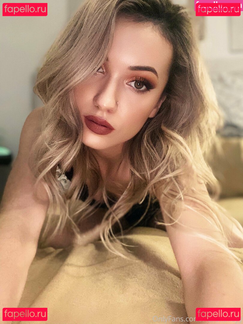 hellohaileyy Onlyfans Photo Gallery 