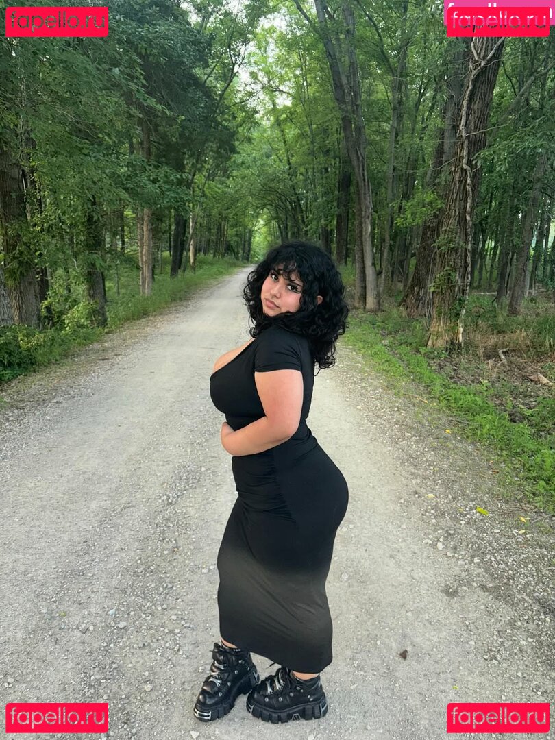 Bambi / mascaramommyy / shysugargrl Onlyfans Photo Gallery 