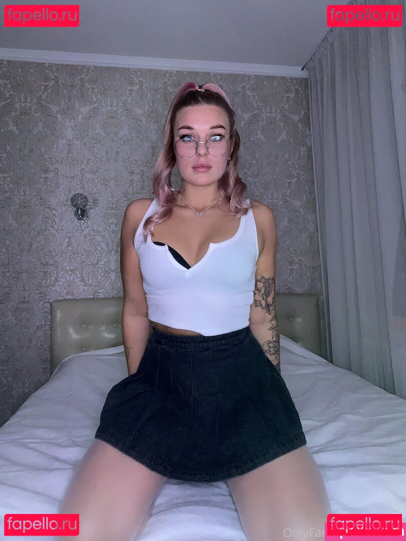 Diafrey / Diana Frey Onlyfans Photo Gallery 