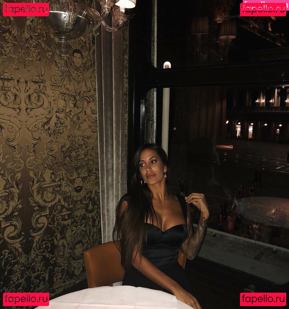 Maira Reginato / mairareginato Onlyfans Photo Gallery 