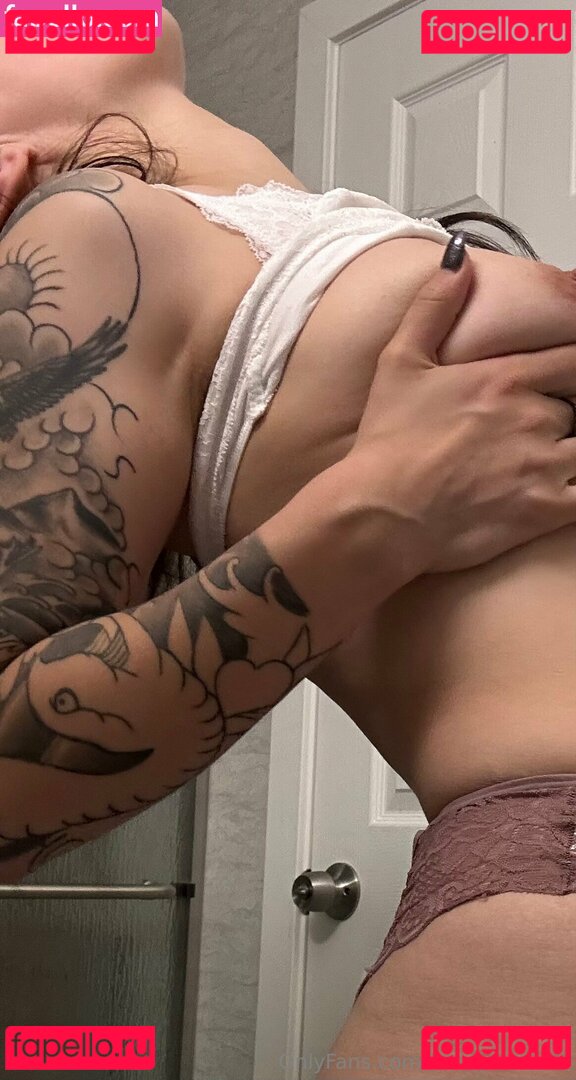 Trinity Kirkland / ktrinitye / trinitykirkland Onlyfans Photo Gallery 