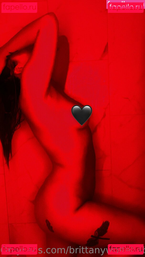 beanibaby33 / brittanywolfebabygirl Onlyfans Photo Gallery 