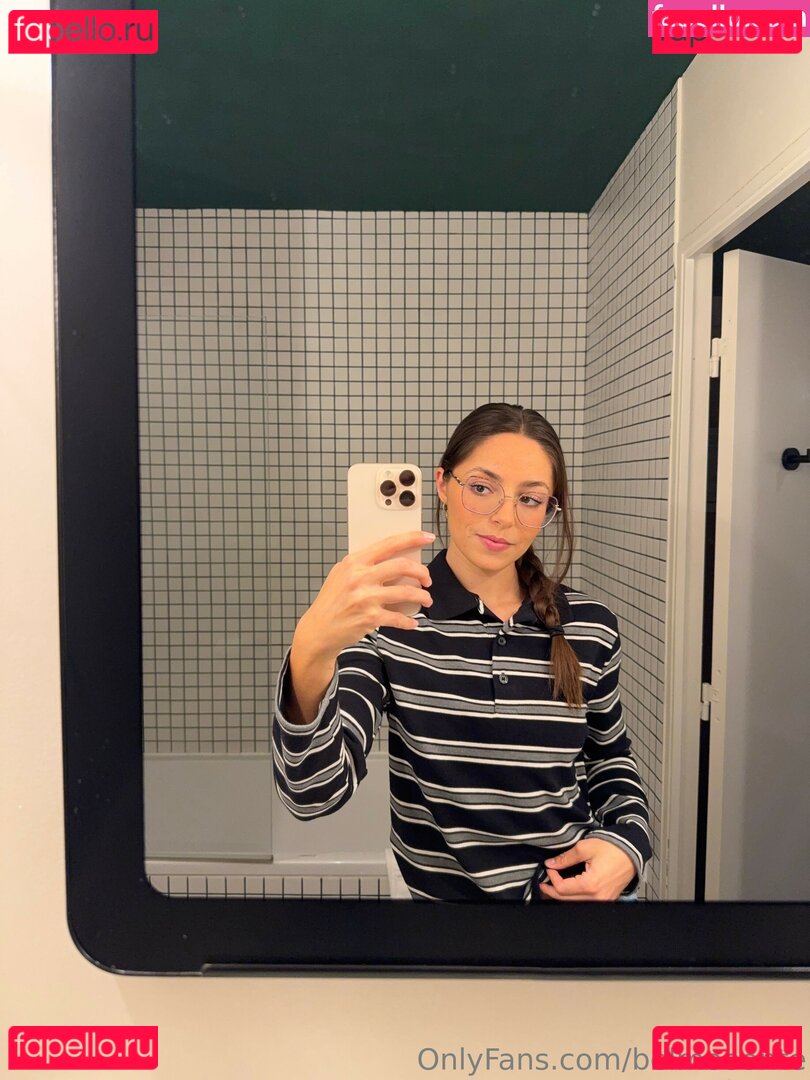 Belmooonte / newlivstyle Onlyfans Photo Gallery 