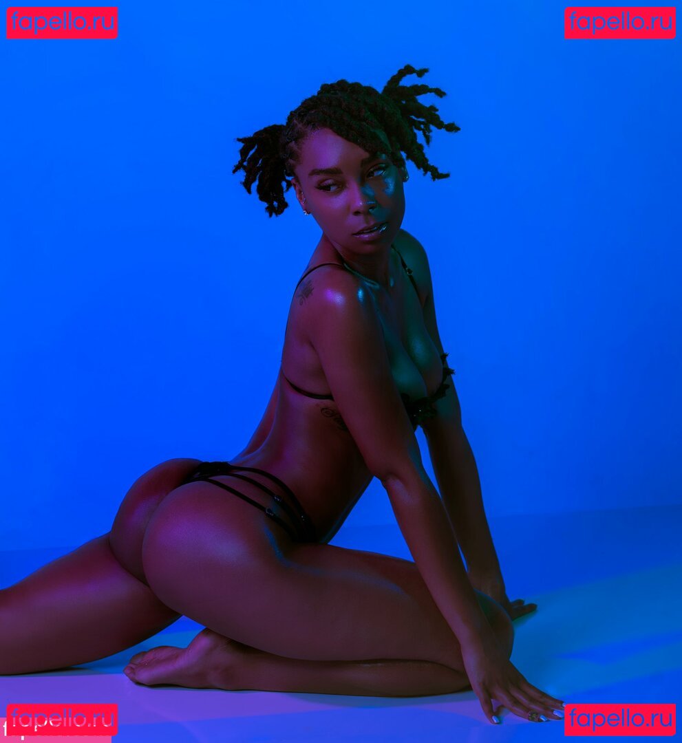 JessRight00 Onlyfans Photo Gallery 