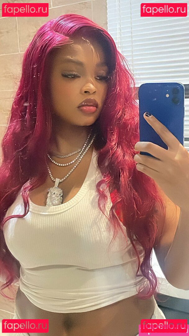 MelaMadffire / _melamadffire / fireeee Onlyfans Photo Gallery 