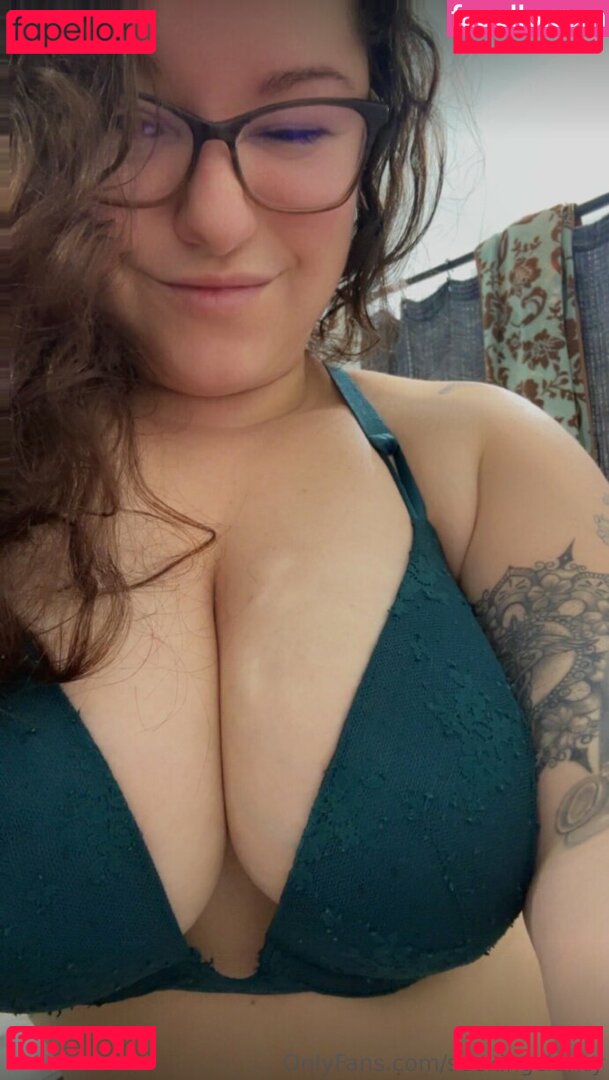 TopCreatorsPage / oftopcreatorspage Onlyfans Photo Gallery 