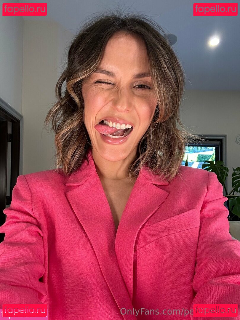 Petitfreak69b / petitefreak666 Onlyfans Photo Gallery 