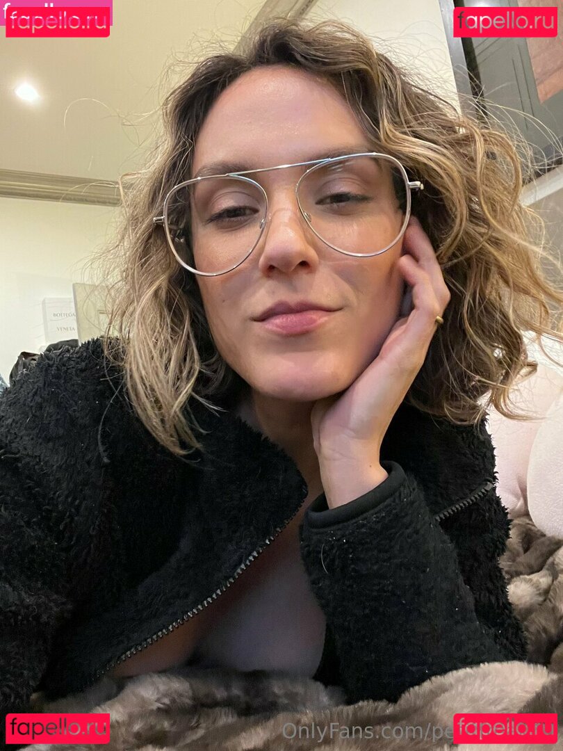 Petitfreak69b / petitefreak666 Onlyfans Photo Gallery 