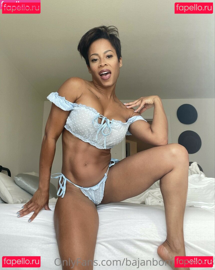 Kristal Marshall / bajanbombshell83 Onlyfans Photo Gallery 