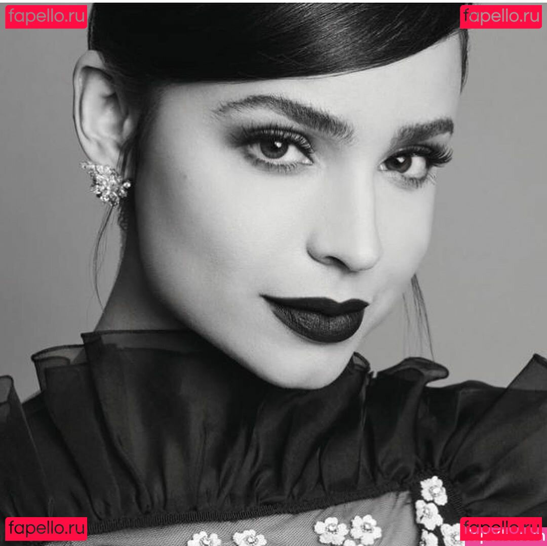 Sofia Carson / SofiaCarson / mariieeclaiiree Onlyfans Photo Gallery 