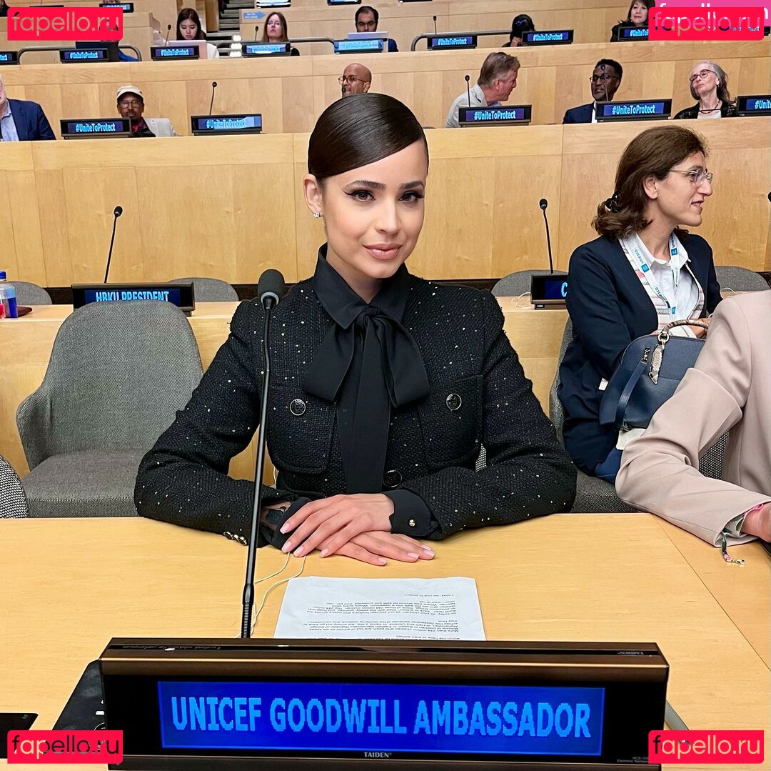 Sofia Carson / SofiaCarson / mariieeclaiiree Onlyfans Photo Gallery 