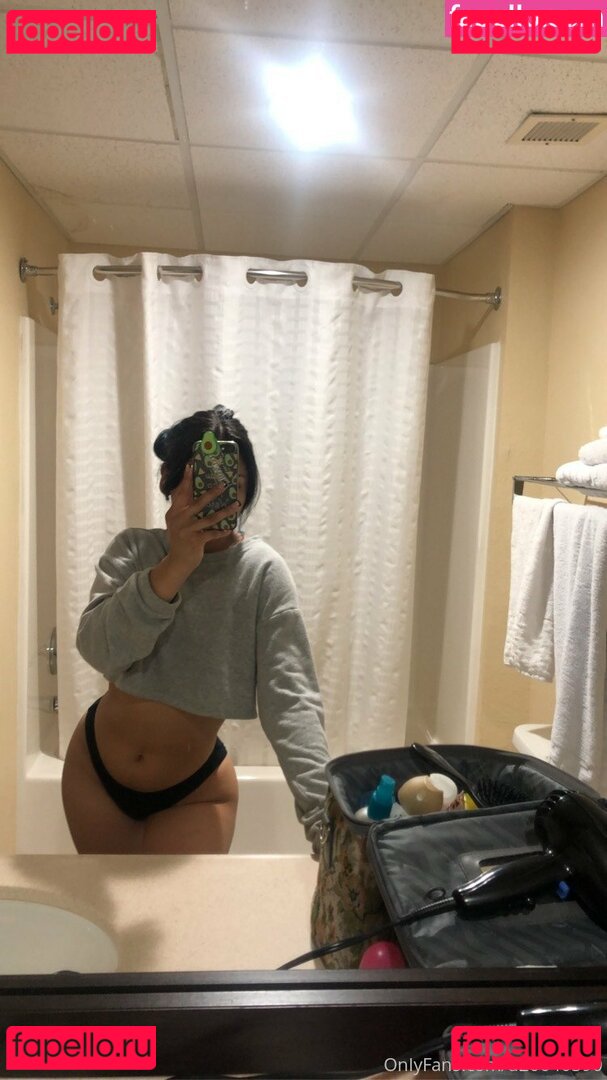 sagittariusgem / sagittariusweet Onlyfans Photo Gallery 