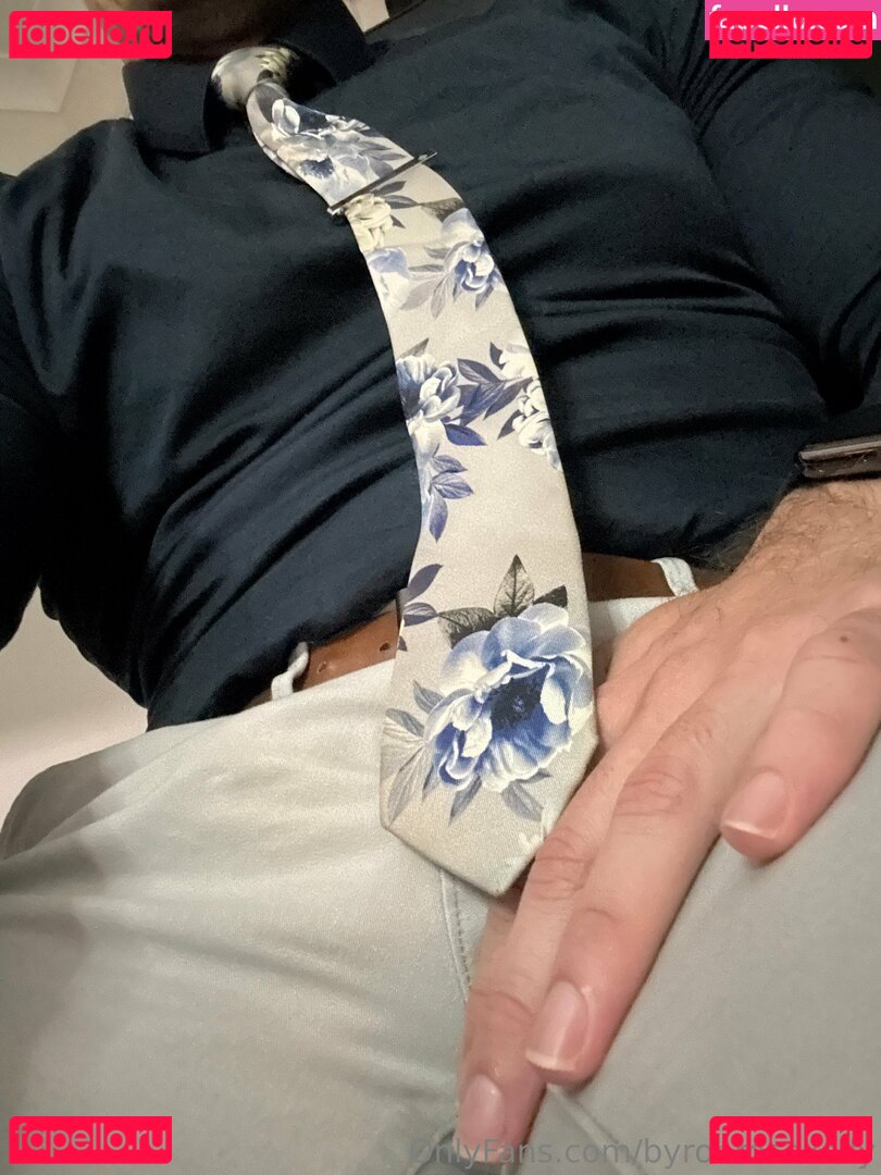 byronrosekelly Onlyfans Photo Gallery 