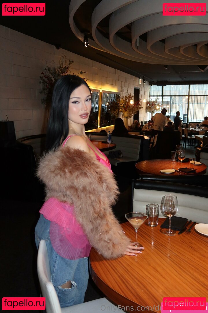 Deebellle / drinkswithdee Onlyfans Photo Gallery 