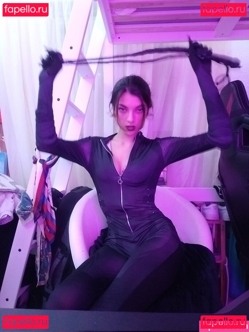 Blackamber51 / vlackapple51 Onlyfans Photo Gallery 