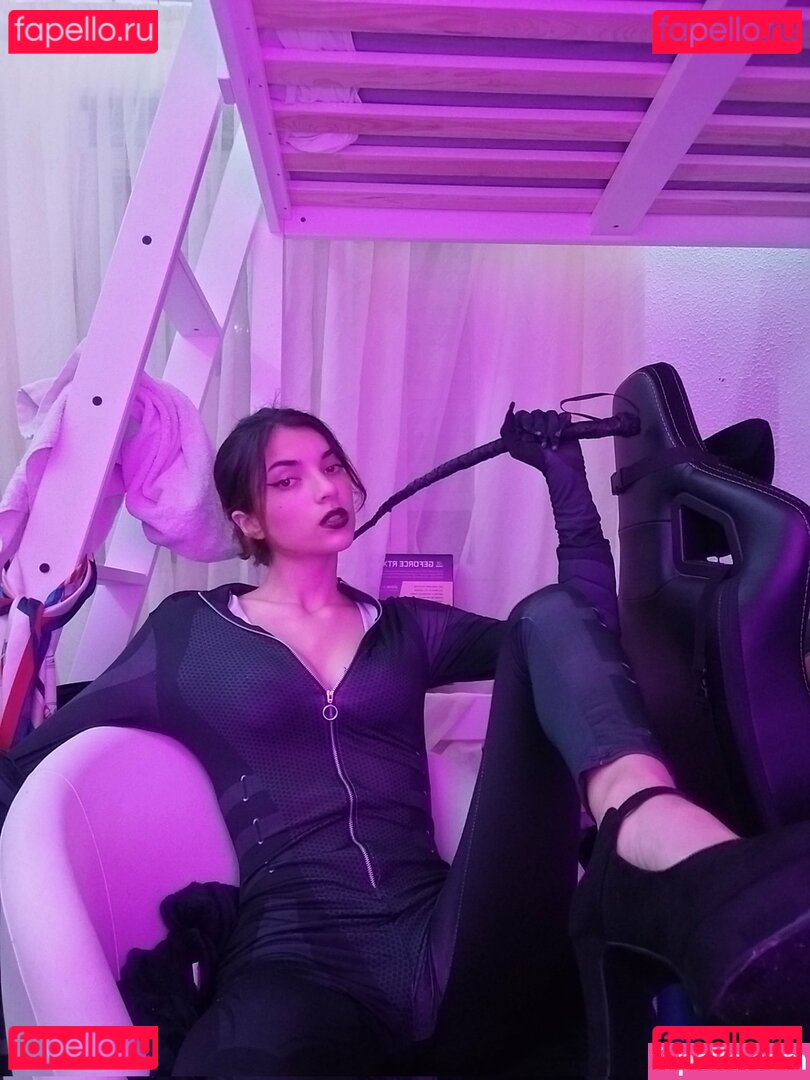 Blackamber51 / vlackapple51 Onlyfans Photo Gallery 