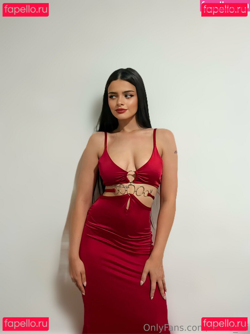 Millie_Mi / _millie.mi_ Onlyfans Photo Gallery 