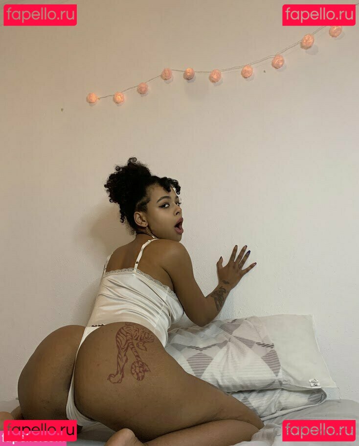 babecleoo / yourcleopathra Onlyfans Photo Gallery 