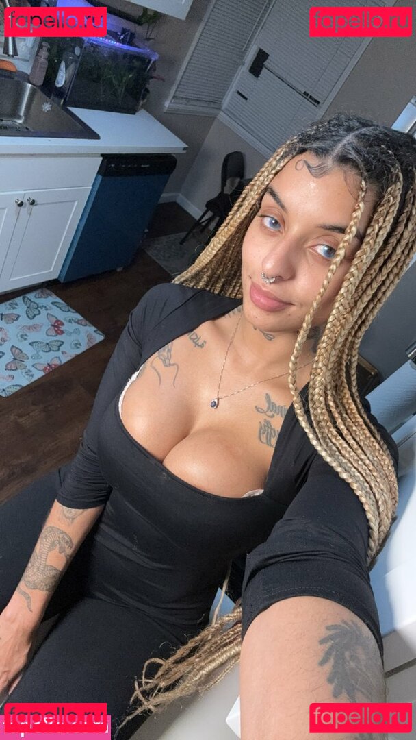 pleaseduffy Onlyfans Photo Gallery 